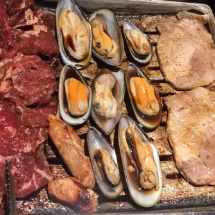 Bulgogi, Green Mussels &amp; Garlic Pork