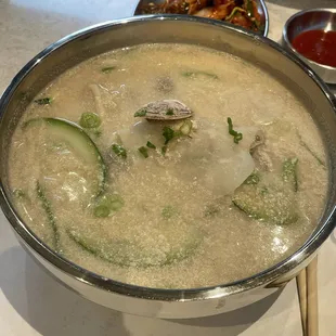 Wild Sesame Kalguksu