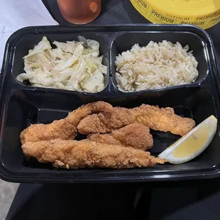 Catfish with cabbage and rice