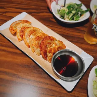 25. (Deep Fried Dumplings) (7pc)