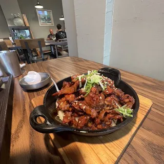 43. (Spicy BBQ Pork Bulgogi)