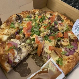 Spicy Chicken Pizza