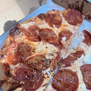 pepperoni pizza