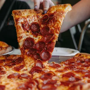 food, pizza