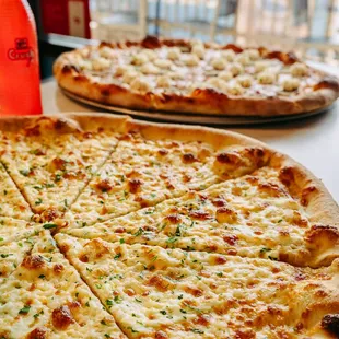 food, pizza