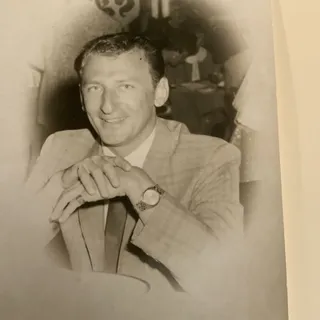 Bob B.
