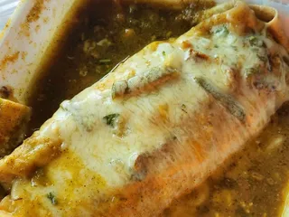 Bionicos y Taqueria El Cabrito