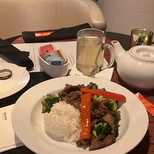 I had the beef broccoli!