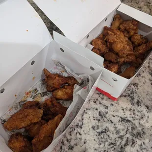 fried chicken, bbq chicken, bbq wings, fried chicken wings, chicken wings and fried chicken, food, chicken wings, poultry, chicken