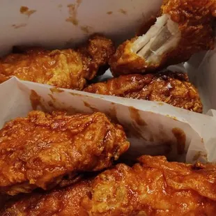 Four wings, two drums, half soy garlic, half spicy!
