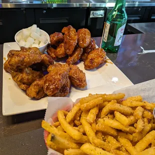 Trying the yang yum sauce chicken. I think I ordered too much food lol