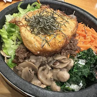 Bibimbap - why is there lettuce in it?