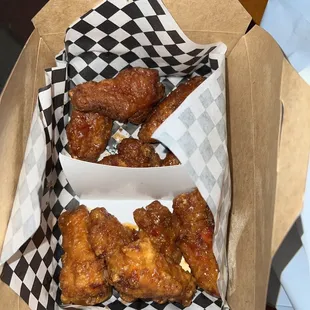 Combo wings (half &amp; half)