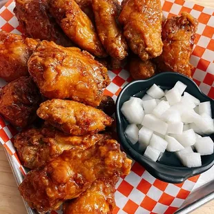 bbq chicken, fried chicken wings, bbq wings, food, fried chicken, chicken, chicken wings, poultry, chicken wings and fried chicken