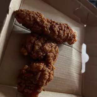 chicken wings and fried chicken, bbq wings, chicken, bbq chicken, food, fried chicken wings, poultry, fried chicken, chicken wings