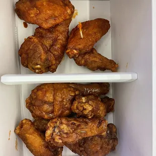 small combo: half spicy-half soy