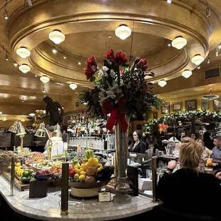 salads, interior