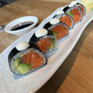 Salmon Avocado Roll