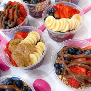 Bondi Bowls Catering! 
Bring your favorite bowls to the office, the pool, or home to friends and family!