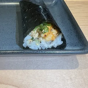 Crab handroll