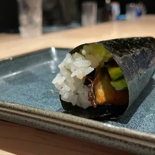 Unagi handroll