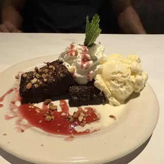 Macadamia Nut Brownie