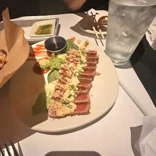Tempura Crunch Sashimi Tuna*