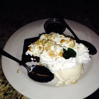 Macadamia Nut Brownie