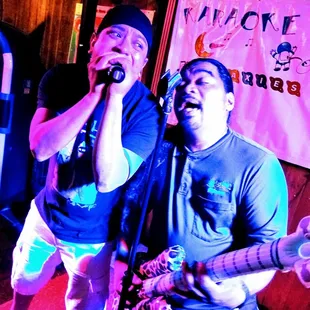 The Dj Killing that Air Guitar