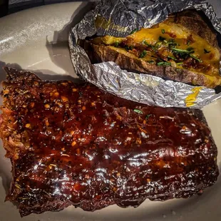 Fall off the bone tender.  Excellent
