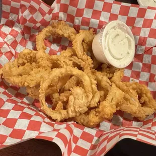 Onion Rings - very tasty! Would have been better if they had been hot when they came out.