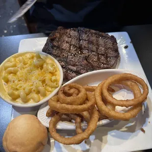 Ribeye w/ Mac n cheese &amp; onion rings