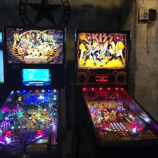 KISS and Aerosmith pinball machines. I got to come back here.