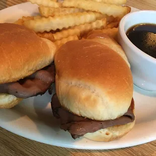 This is supposed to be a "piled high" French dip but it was so flat and only has two slices of roast beef. Very disappointing.