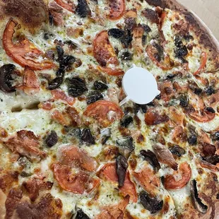 Garlic Chicken Pizza