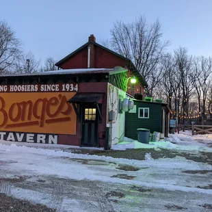 a sign for bonge&apos;s tavern