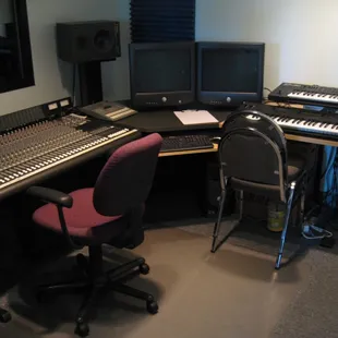 Studio Room