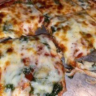 Spinach and Cheese Pizza