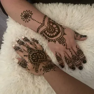 Mother Daughter Henna