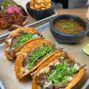 Birria Tacos | IG: Smackinfood