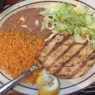 Pollo A La Parrilla Con Vegetales