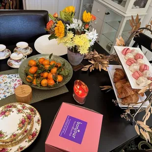 Delicious and beautiful French desserts. #pinkbakerybox