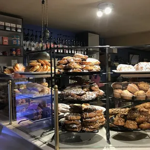 bagels, interior