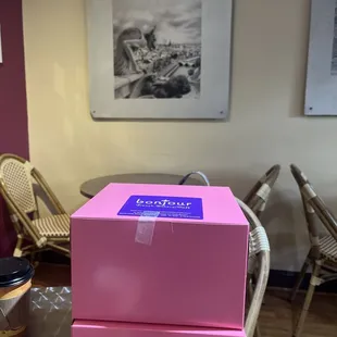 Cake box