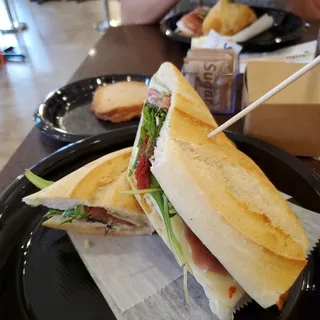 Prosciutto Sandwich