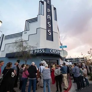 a crowd of people outside