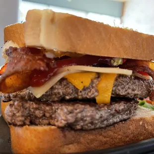 Everything burger a must try when your really craving a burger..