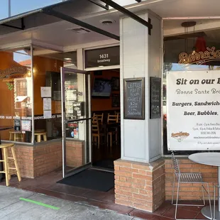 the entrance to the restaurant