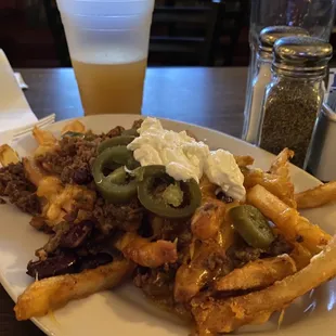 chili cheese fries (awesome)