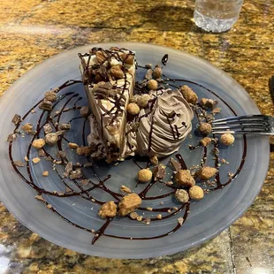 Peanut butter pie with chocolate whip cream. Excellent!